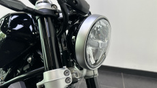 BMW R12 (24MY)